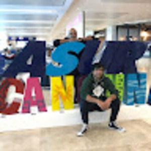 Meet your Posher, Anirudh